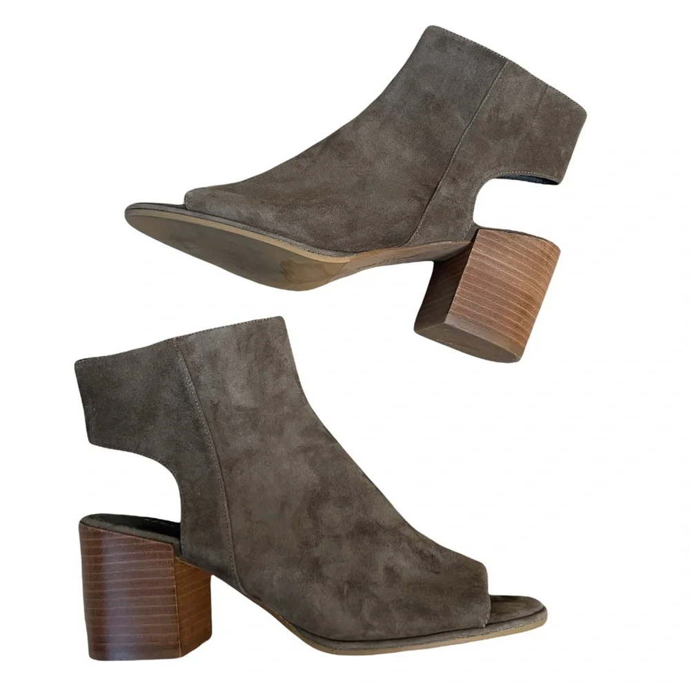 Kenneth Cole Charlo Taupe Suede Peep Toe Side Zip Ankle Booties Size 8.5